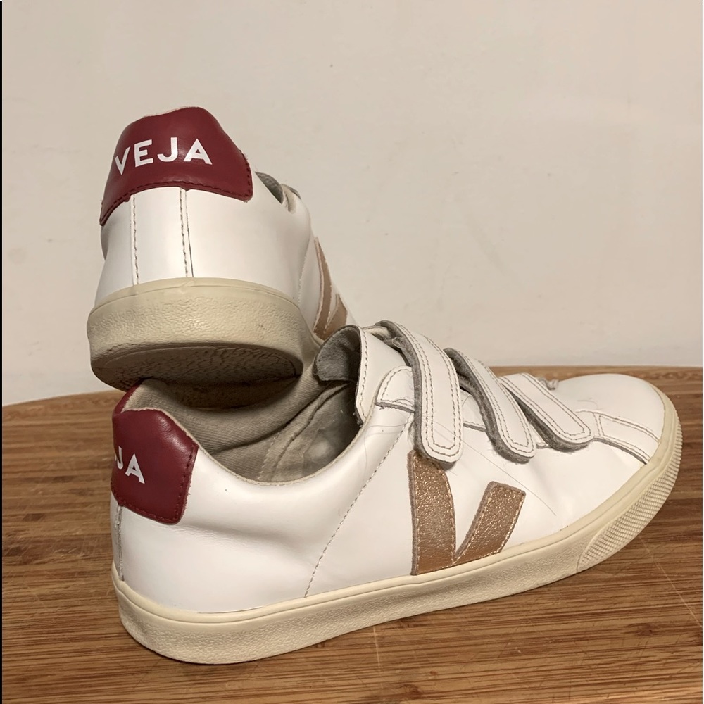 Veja Velcro lace sneaker sz. 7
